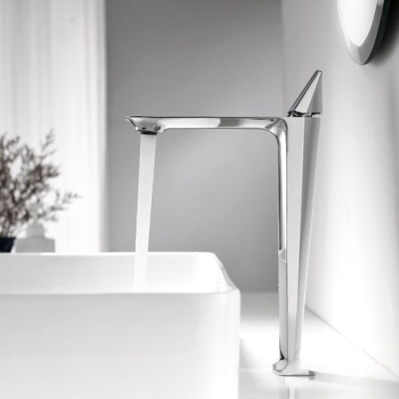 Chrome Colored Modern Simple Brass Basin Faucet (Tall)