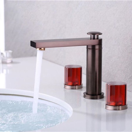 Copper Split American Basin Faucet with Double Handles for Bathroom Sink