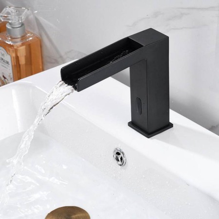 Touch-Free Infrared Bathroom Basin Faucets in Matte Black Stainless Steel Automatic Sensor Faucet